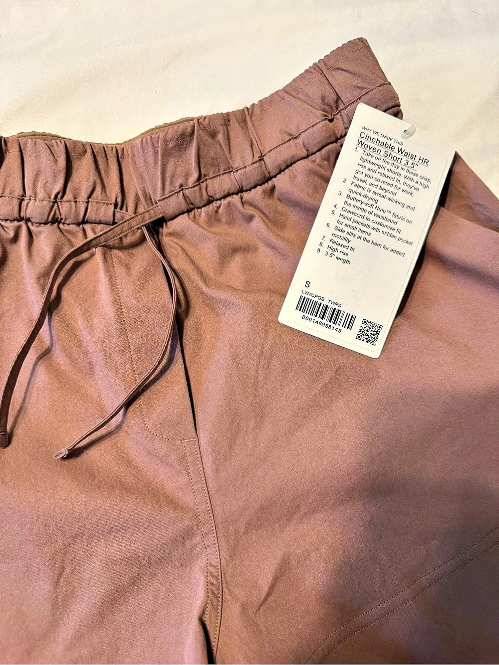 Lululemon Cincheable Waist HR Woven Athletic Short 3.5"
